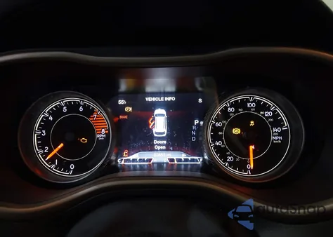 2017 Jeep Cherokee Limited 4X4 z USA, uszkodzony, nr VIN 1C4PJMDS2HW620422